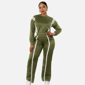 Striped Pullover Sweatshirt & Pants Set – 2 Piece Women’s Activewear